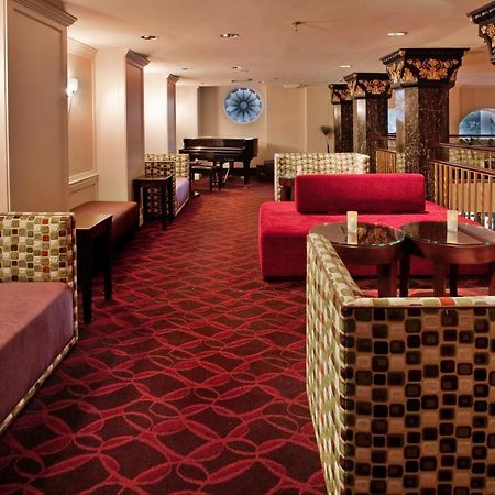 Holiday Inn Kansas City Downtown Aladdin Екстер'єр фото