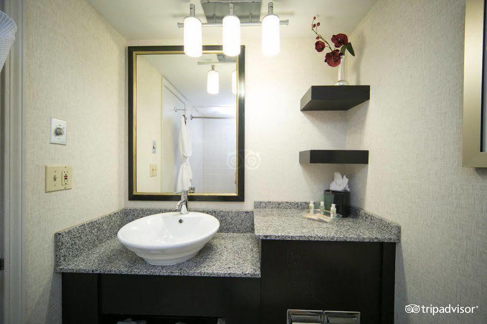 Holiday Inn Kansas City Downtown Aladdin Екстер'єр фото